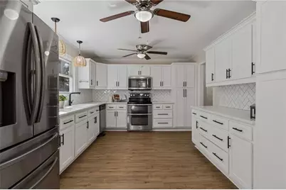 107 Emerald Cove Drive, Woodstock, GA 30189 - Photo 5