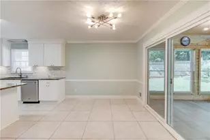 291 Shore Dr, Suwanee, GA 30024 - Photo 13