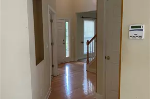 1594 Hampton Hollow Trail, Lawrenceville, GA 30043 - Photo 3