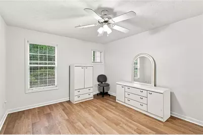 305 Streamside Drive, Roswell, GA 30076 - Photo 23