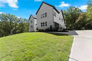 136 Lakeview Way, Baldwin, GA 30511 - Photo 7