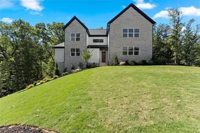 136 Lakeview Way, Baldwin, GA 30511 - Photo 3