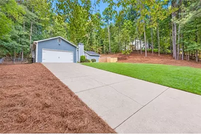 3900 Maple Wood Trail, Buford, GA 30518 - Photo 5