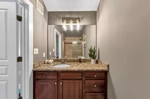799 Hammond Dr, Sandy Springs, GA 30328 - Photo 15