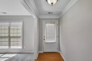 2389 Newbury Oaks Ct, Lawrenceville, GA 30044 - Photo 5