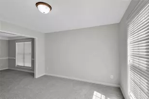 2389 Newbury Oaks Ct, Lawrenceville, GA 30044 - Photo 7