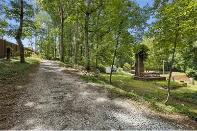 1655 Rockdale Circle, Snellville, GA 30078 - Photo 73