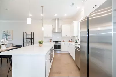 529 Broadview Place, Atlanta, GA 30324 - Photo 11