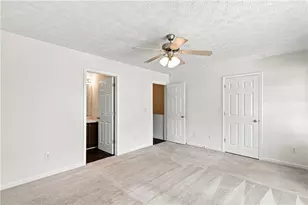 8399 Carlington Ln, Jonesboro, GA 30236 - Photo 17
