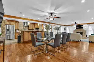 4081 Ashford Dunwoody Rd NE, Atlanta, GA 30319 - Photo 53