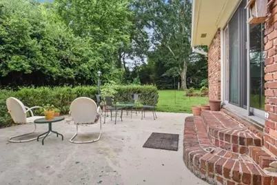 571 Wimbledon Road NE, Atlanta, GA 30324 - Photo 7