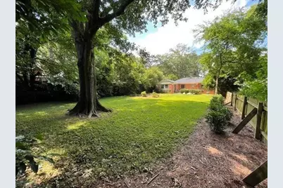 571 Wimbledon Road NE, Atlanta, GA 30324 - Photo 5