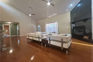 1826 Pleasant Hill Trail, Lithonia, GA 30058 - Photo 11