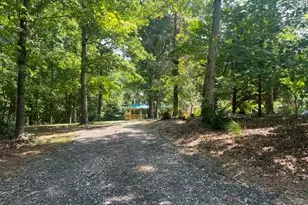1014 Miss Amber Way, Locust Grove, GA 30248 - Photo 5