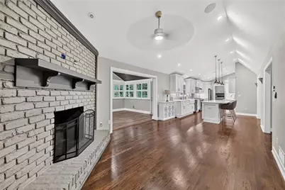 3009 Greenoaks Circle NE, Atlanta, GA 30345 - Photo 11