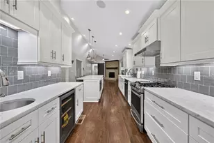 3009 Greenoaks Cir NE, Atlanta, GA 30345 - Photo 7