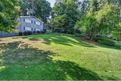 3009 Greenoaks Circle NE, Atlanta, GA 30345 - Photo 27