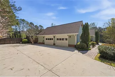 1066 Bridgewater Walk, Snellville, GA 30078 - Photo 35