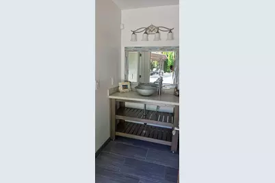 1066 Bridgewater Walk, Snellville, GA 30078 - Photo 7