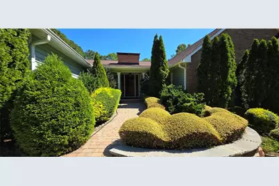1066 Bridgewater Walk, Snellville, GA 30078 - Photo 3