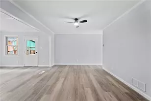 6463 Maddox Rd, Morrow, GA 30260 - Photo 9