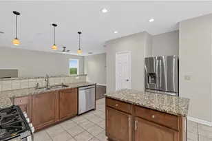 6380 Stonelake Dr, Atlanta, GA 30331 - Photo 7