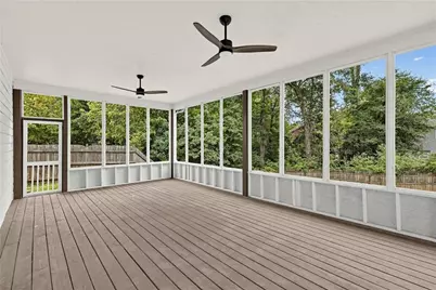 6380 Stonelake Drive, Atlanta, GA 30331 - Photo 27