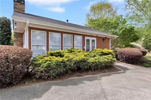 2585 Rosehill Cir, Lithia Springs, GA 30122 - Photo 31