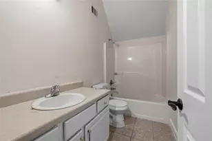 845 Mildred Pl, Atlanta, GA 30318 - Photo 19