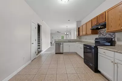 845 Mildred Place, Atlanta, GA 30318 - Photo 9