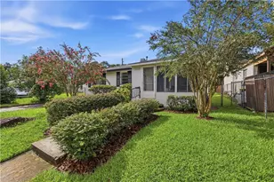 1229 E Bolton St, Savannah, GA 31404 - Photo 1