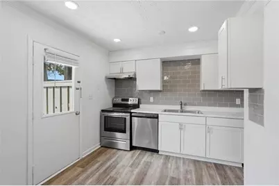 1235 Riverside Drive #C-8, Gainesville, GA 30501 - Photo 7