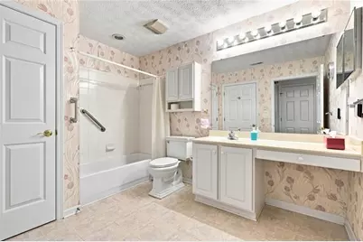 2112 Carefree Circle #2, Marietta, GA 30062 - Photo 15