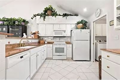 2112 Carefree Circle #2, Marietta, GA 30062 - Photo 9