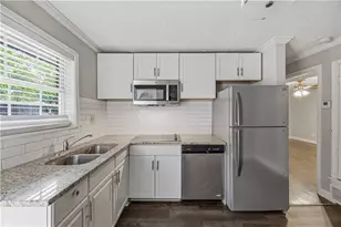 21 Delmont Dr NE, Atlanta, GA 30305 - Photo 7