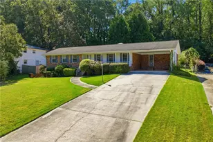 2710 Tanglewood Trail, Atlanta, GA 30344 - Photo 51