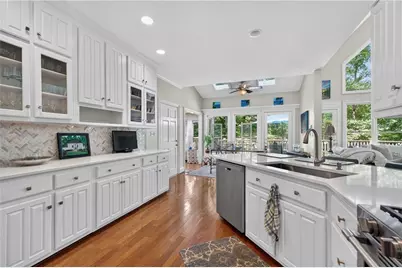 12190 Brookfield Club Drive, Roswell, GA 30075 - Photo 7