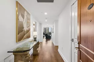 700 Park Regency Pl NE, Atlanta, GA 30326 - Photo 3
