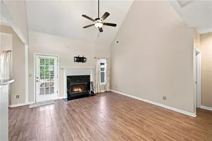 4085 Berkeley Park Dr, Duluth, GA 30096 - Photo 9