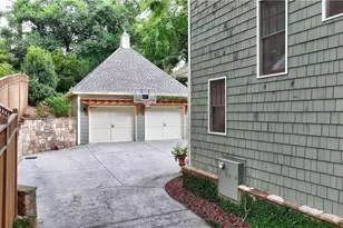 367 N Garden Ln NW, Atlanta, GA 30309 - Photo 33
