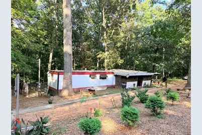 6394 Shore Drive, Douglasville, GA 30135 - Photo 23
