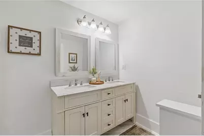 2152 Forrest Place NW, Atlanta, GA 30318 - Photo 19