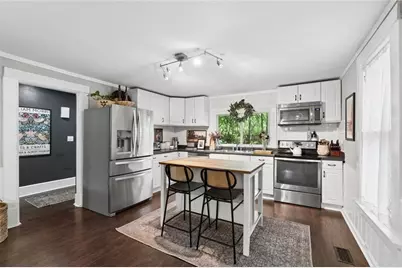 2152 Forrest Place NW, Atlanta, GA 30318 - Photo 13
