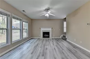 1646 Hedington Ct, Lawrenceville, GA 30045 - Photo 9