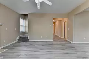 1646 Hedington Ct, Lawrenceville, GA 30045 - Photo 15