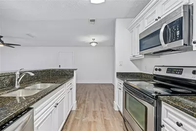 7207 Santa Fe Parkway, Sandy Springs, GA 30350 - Photo 5