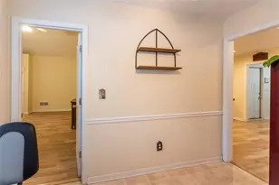512 Lindsey Way, Social Circle, GA 30025 - Photo 17