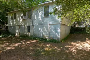 320 Pinecrest Rd, Holly Springs, GA 30115 - Photo 11