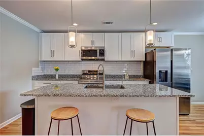 25 Mildred Place, Atlanta, GA 30318 - Photo 9