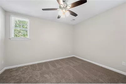 5723 Garden Walk, Flowery Branch, GA 30542 - Photo 15